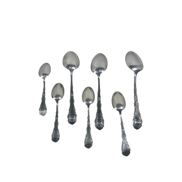 Vintage Rogers Bros XII (3) Serving Spoon & (4) Teaspoon Mixed Lot Of 7 - Picture 6 of 12
